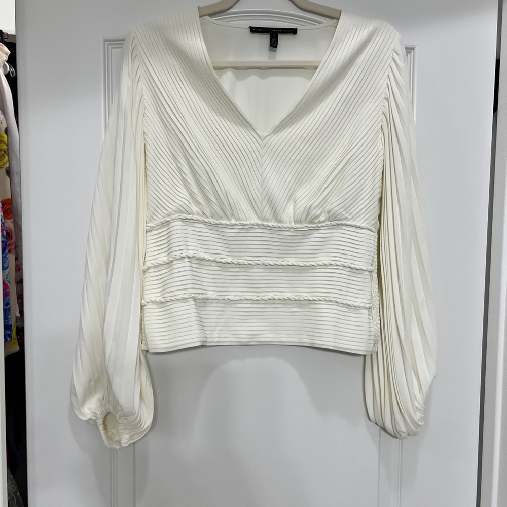 Elegant White Pleated Women's Top